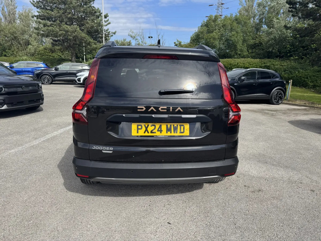 Dacia Jogger 1.6 Hev Extreme Black #6