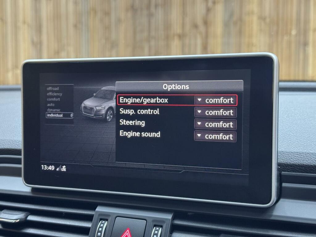 Audi SQ5 Tfsi V6 Black #50