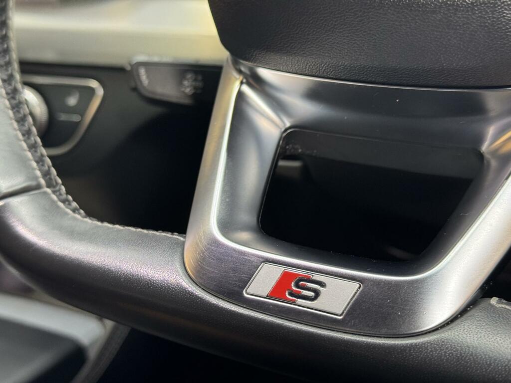 Audi SQ5 Tfsi V6 Black #36