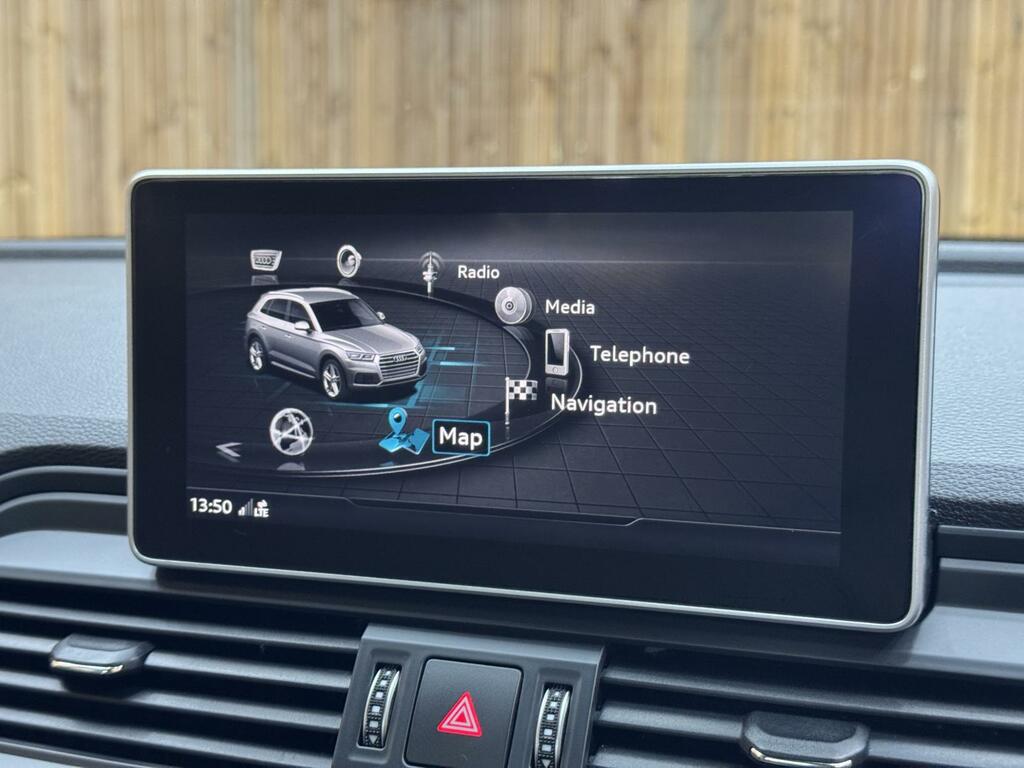 Audi SQ5 Tfsi V6 Black #52