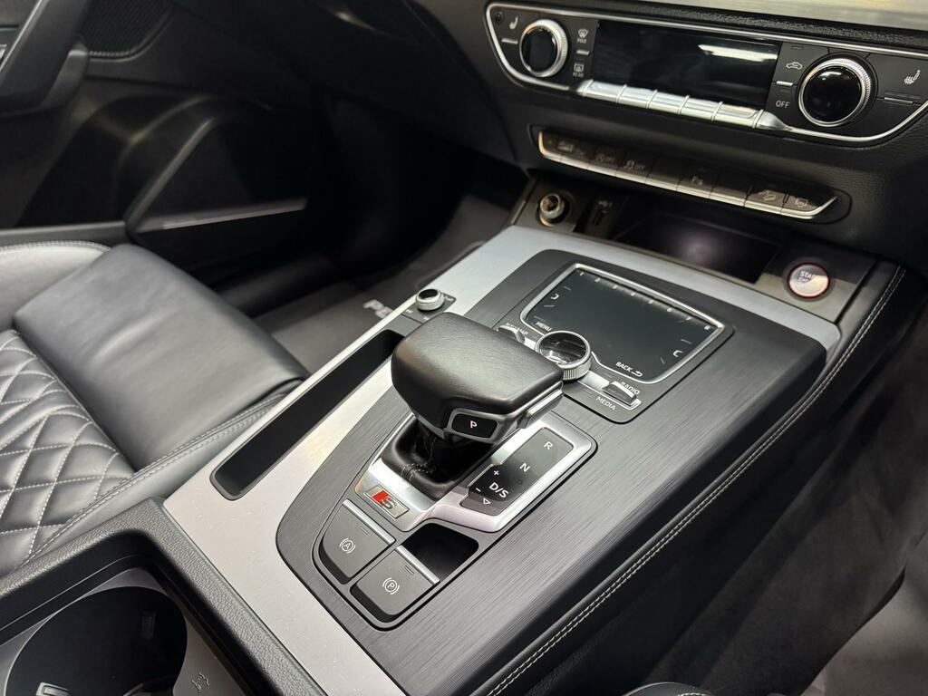 Audi SQ5 Tfsi V6 Black #40