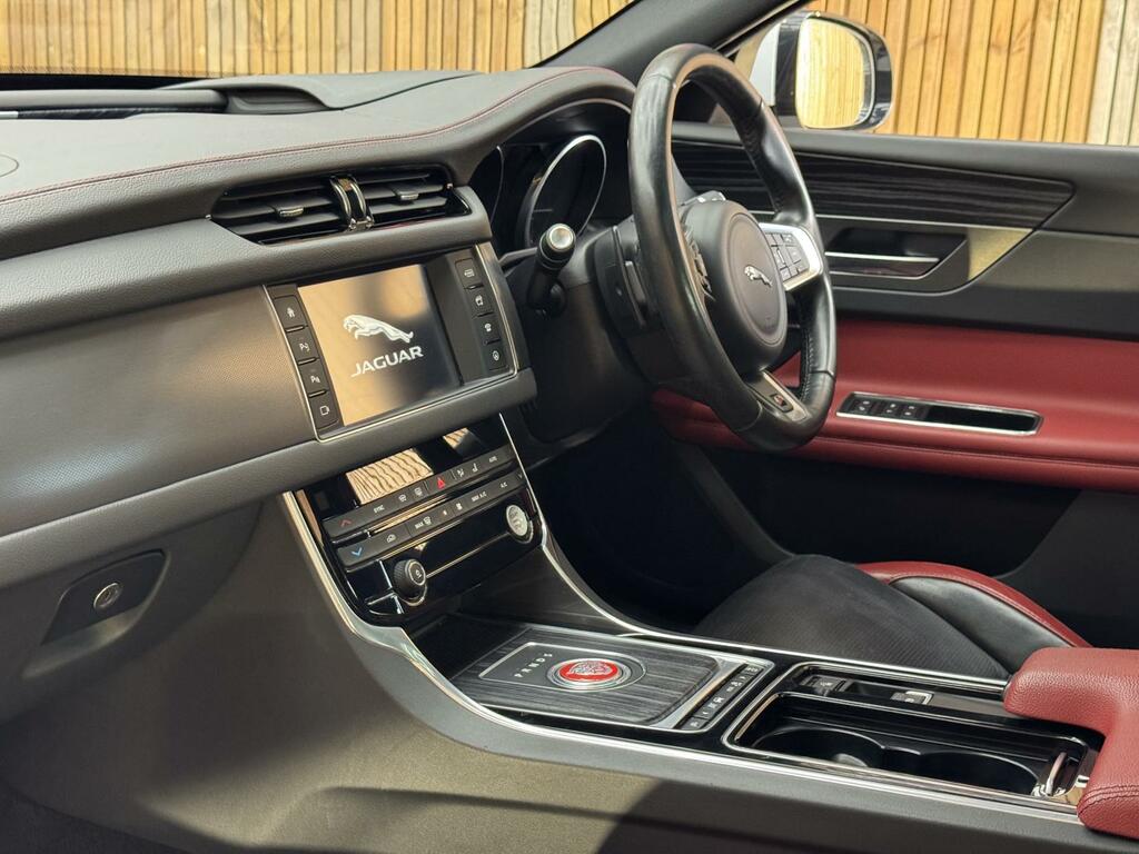Jaguar XF Prestige D Grey #33
