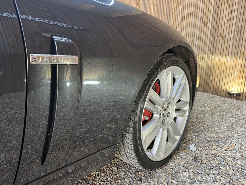 Jaguar XKR Coupe 5.0 Red #16