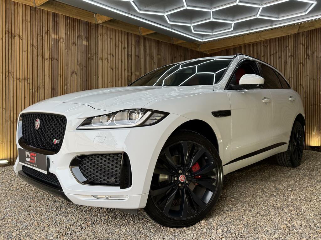Jaguar F-Pace S White #3