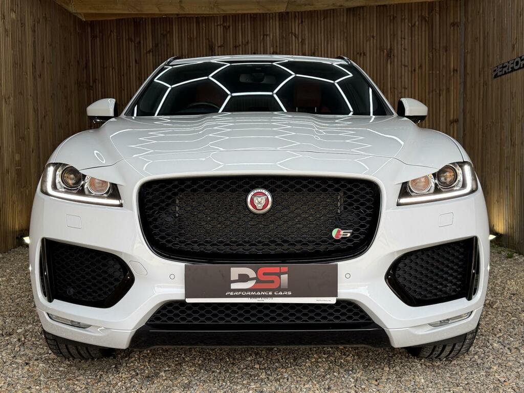 Jaguar F-Pace S White #2