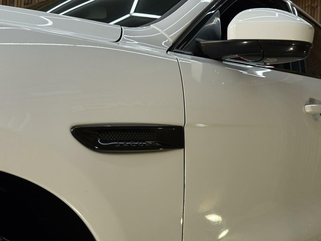 Jaguar F-Pace S White #5