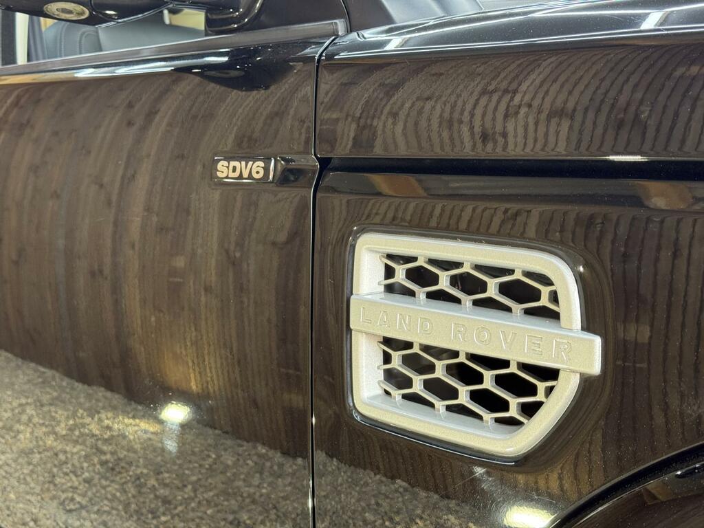 Land Rover Discovery 4 Hse Luxury Black #6