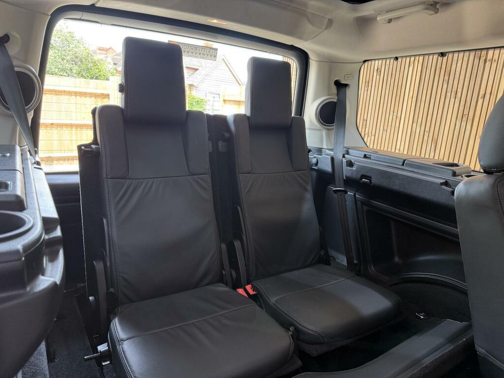 Land Rover Discovery 4 3.0 Sd V6 Se Tech 2015 Grey #12