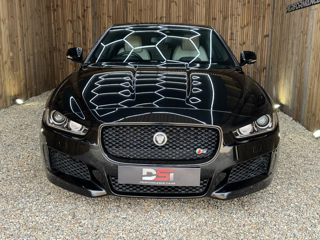 Jaguar XE S Black #2