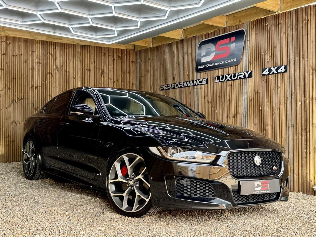 Jaguar XE S Black