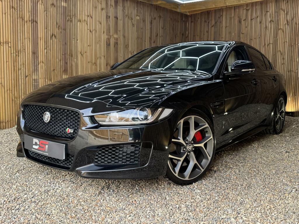 Jaguar XE S Black #3