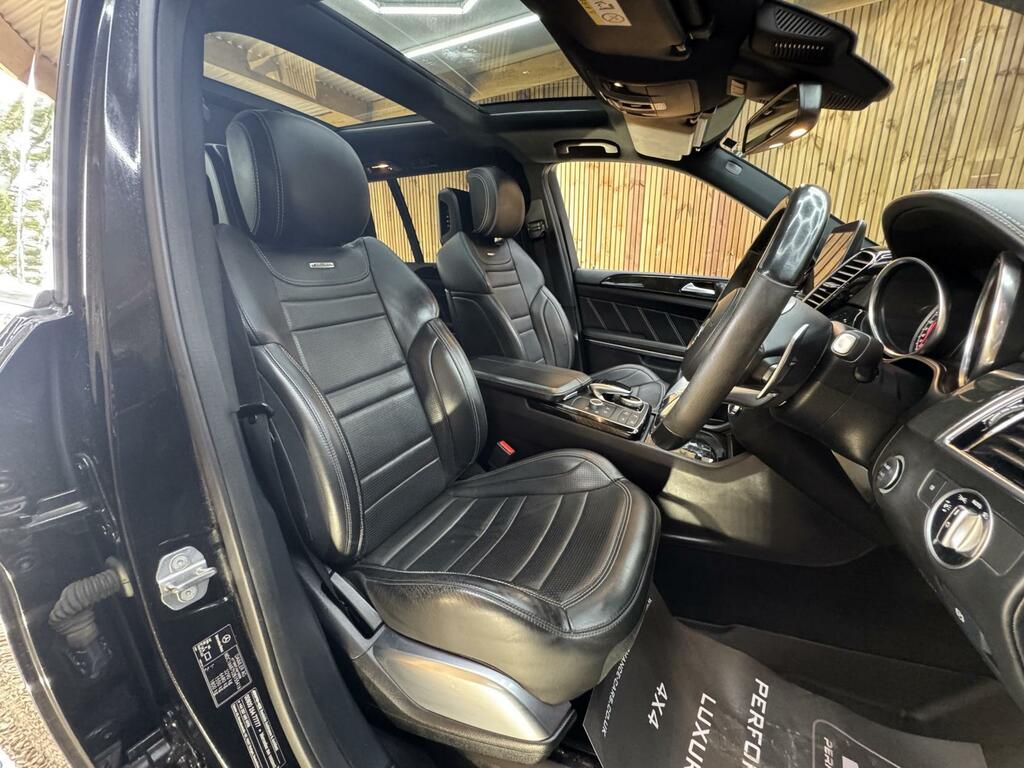 Mercedes-Benz GLS Class Gls 350 D Amg Line 4Matic Black #18
