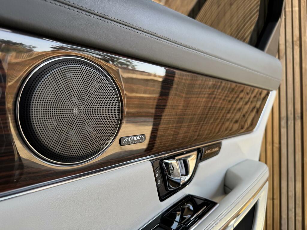 Jaguar XJ 3.0D V6 Portfolio  #22