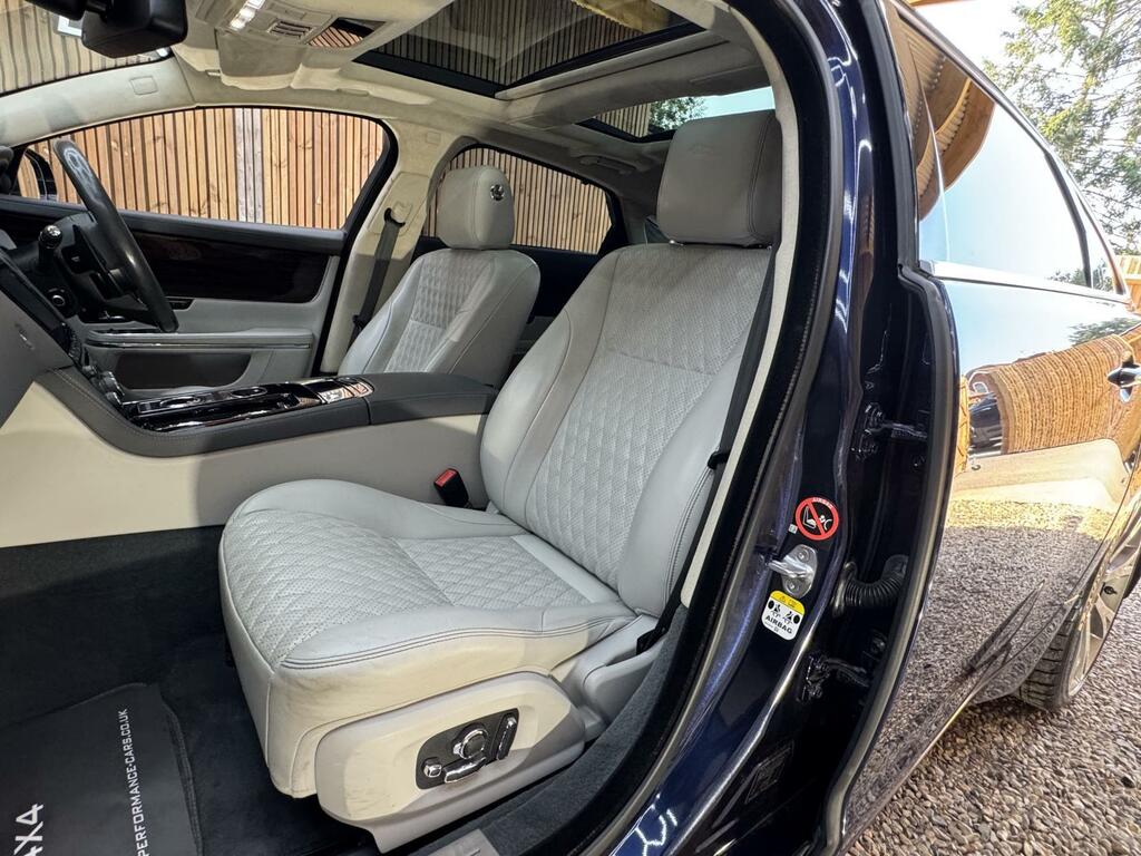 Jaguar XJ 3.0D V6 Portfolio  #32