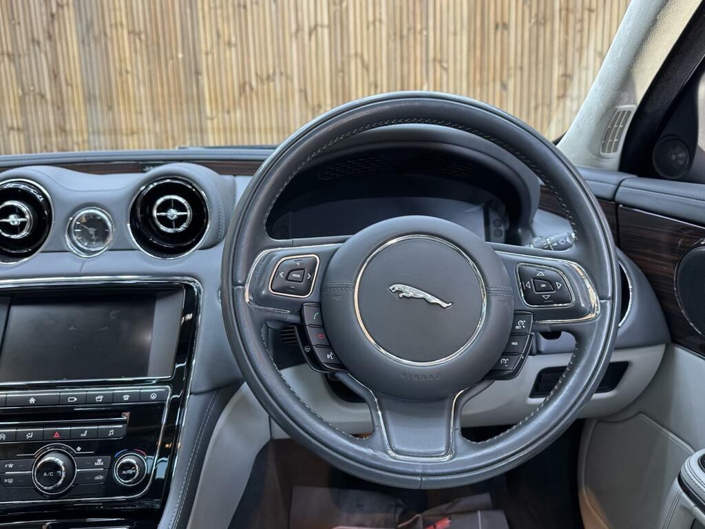 Jaguar XJ 3.0D V6 Portfolio  #27
