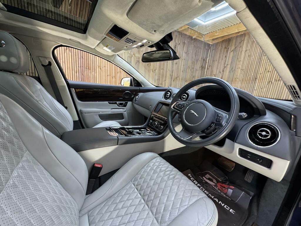 Jaguar XJ 3.0D V6 Portfolio  #12