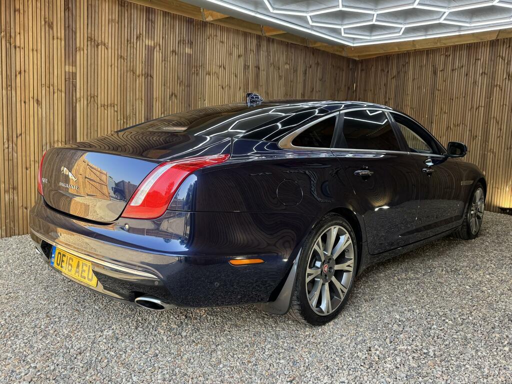 Jaguar XJ 3.0D V6 Portfolio  #8
