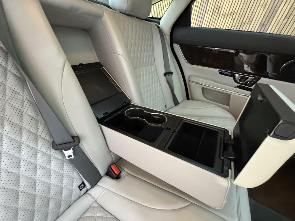 Jaguar XJ 3.0D V6 Portfolio  #19