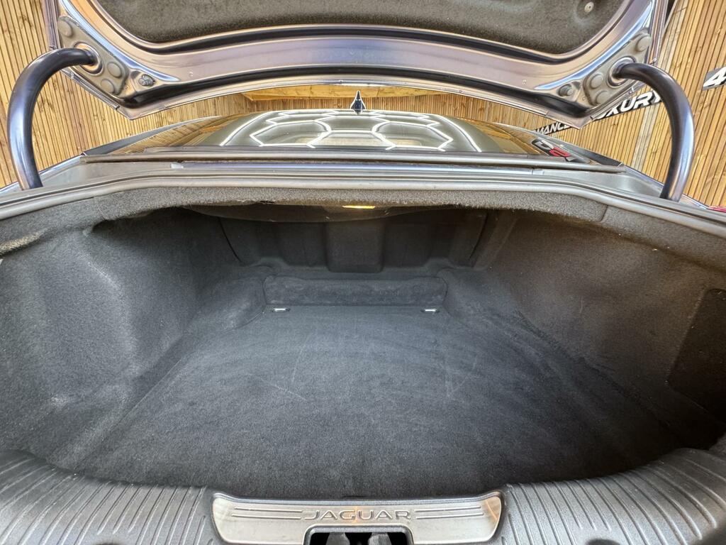 Jaguar XJ 3.0D V6 Portfolio  #9