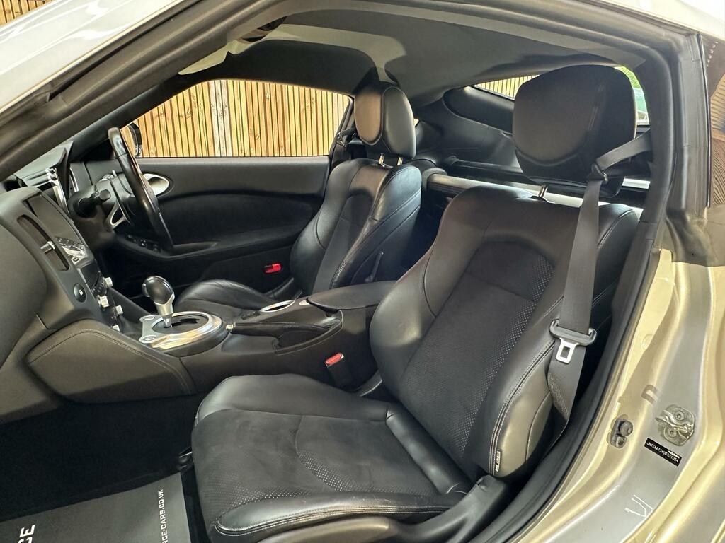 Nissan 370Z V6 Gt Black #22