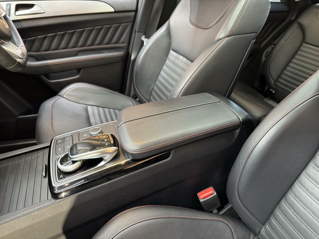 Mercedes-Benz GLE Class 2.1L Amg Line Blue #24