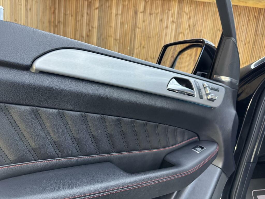 Mercedes-Benz GLE Class 2.1L Amg Line Blue #26