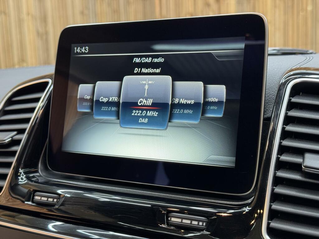 Mercedes-Benz GLE Class 2.1L Amg Line Blue #44
