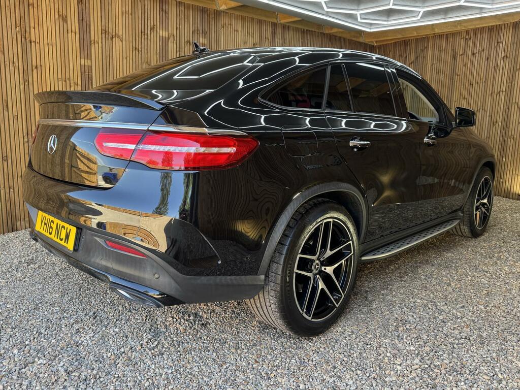 Mercedes-Benz GLE Class Amg Line Black #4