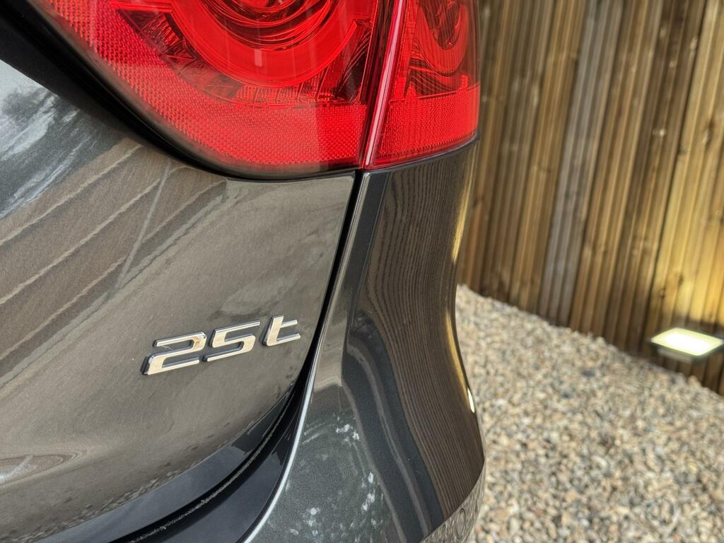 Jaguar XF 2020 2.0 D200 Mhev R-dynamic Se Saloon Silver #7