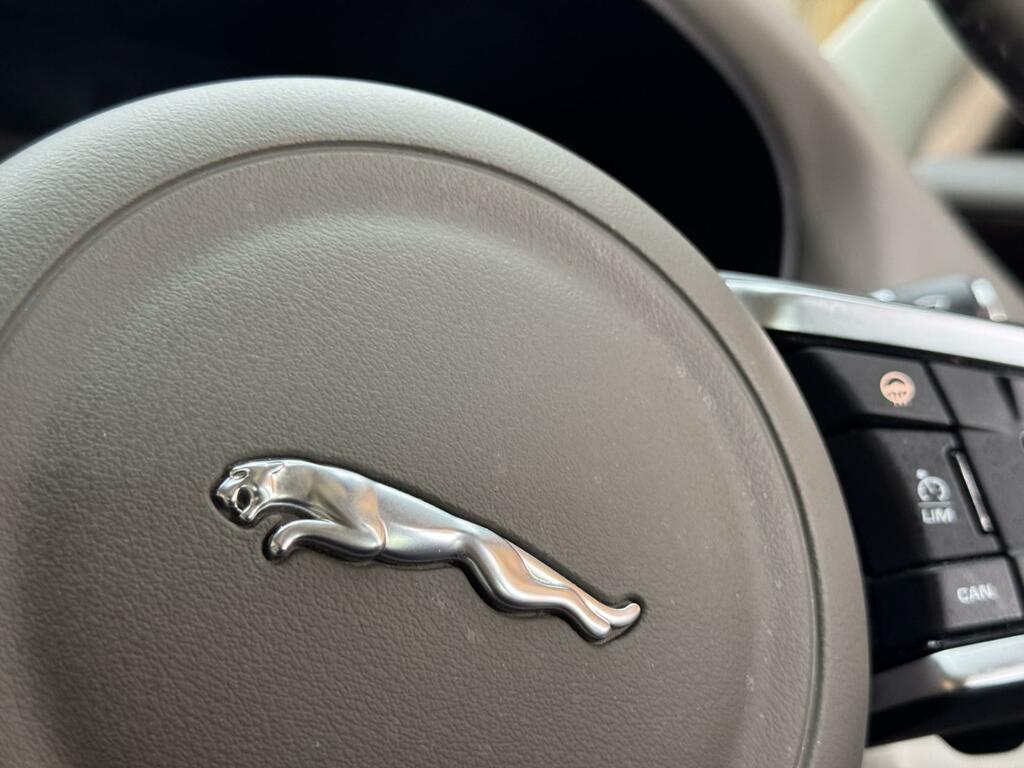 Jaguar XF 2020 2.0 D200 Mhev R-dynamic Se Saloon Silver #38