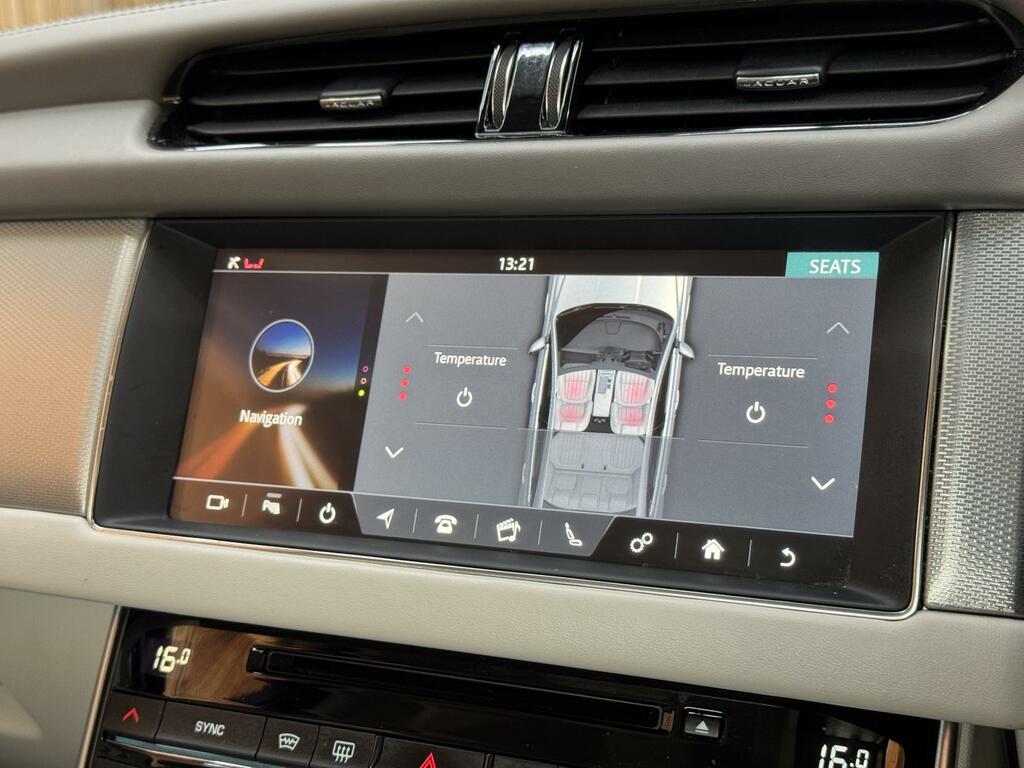 Jaguar XF 2020 2.0 D200 Mhev R-dynamic Se Saloon Silver #46