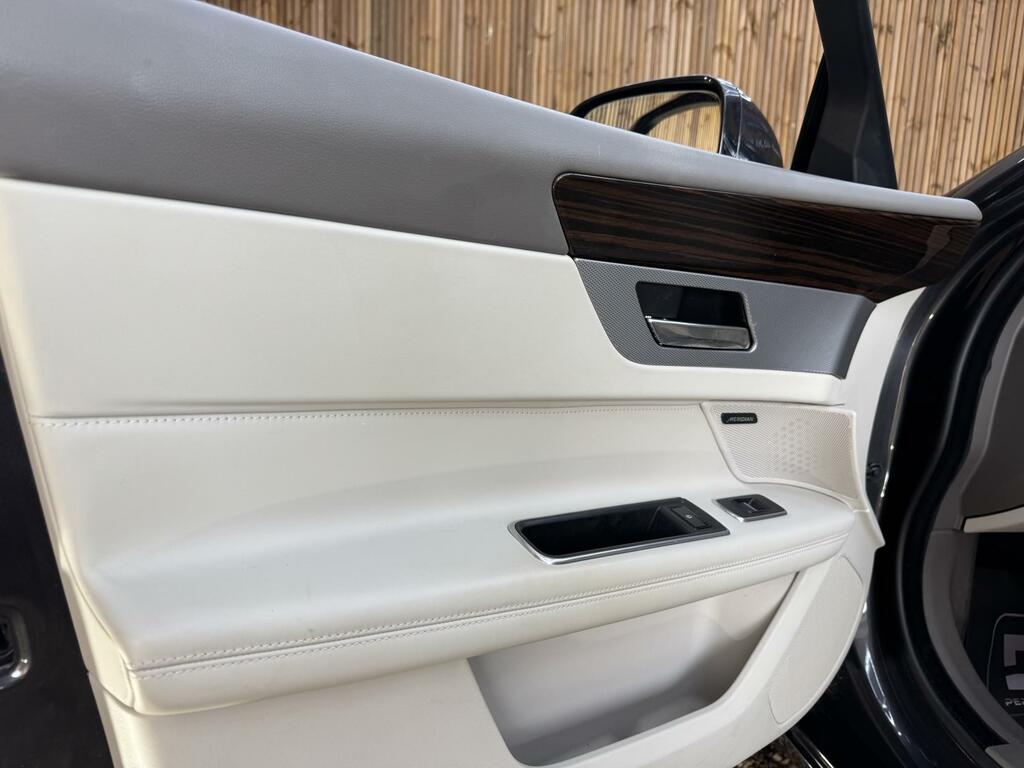 Jaguar XF 2020 2.0 D200 Mhev R-dynamic Se Saloon Silver #37