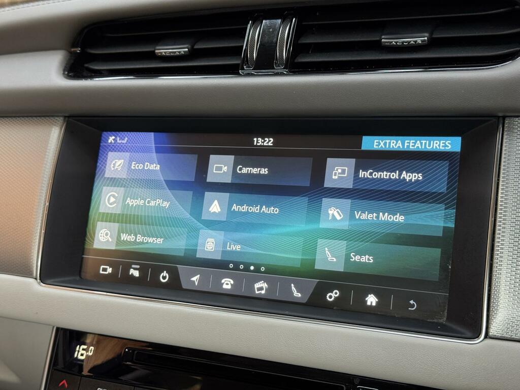 Jaguar XF 2020 2.0 D200 Mhev R-dynamic Se Saloon Silver #50