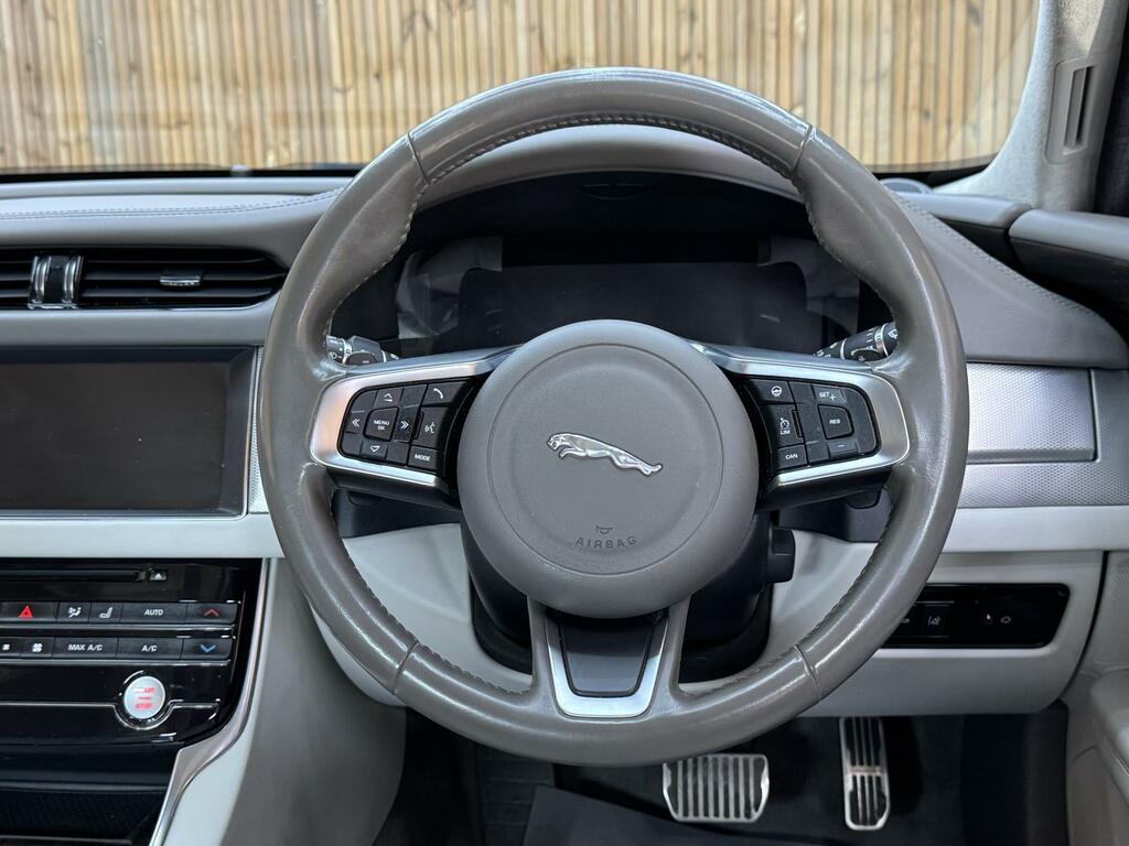 Jaguar XF 2020 2.0 D200 Mhev R-dynamic Se Saloon Silver #22