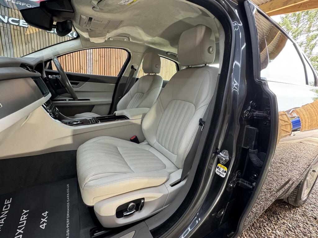 Jaguar XF 2020 2.0 D200 Mhev R-dynamic Se Saloon Silver #25