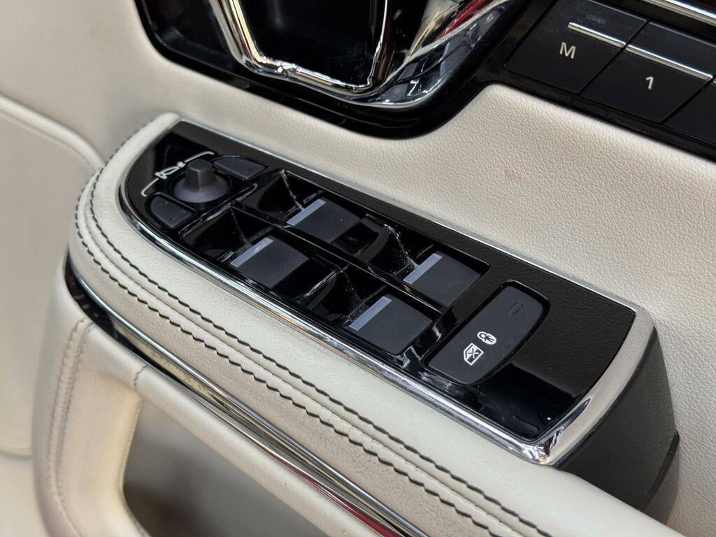 Jaguar XJ 3.0D V6 Portfolio Euro 5 Ss  #18