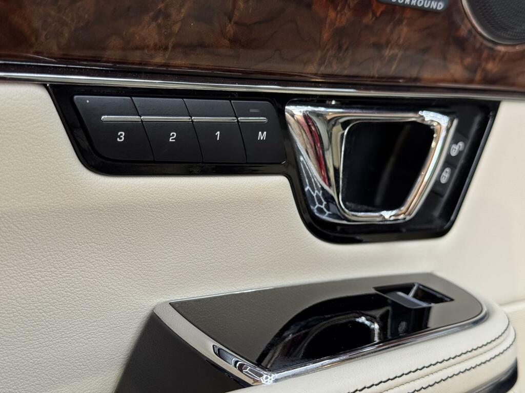 Jaguar XJ 3.0D V6 Portfolio Euro 5 Ss  #30