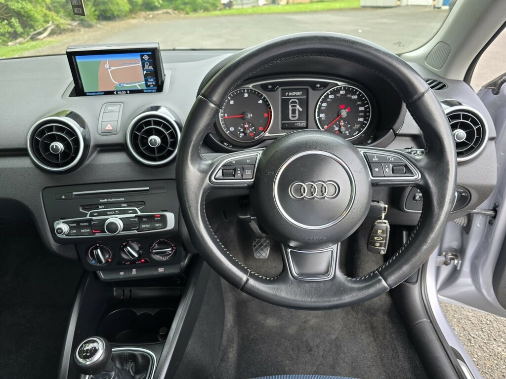 Audi A1 1.6 Tdi Sport 2015 Silver #3