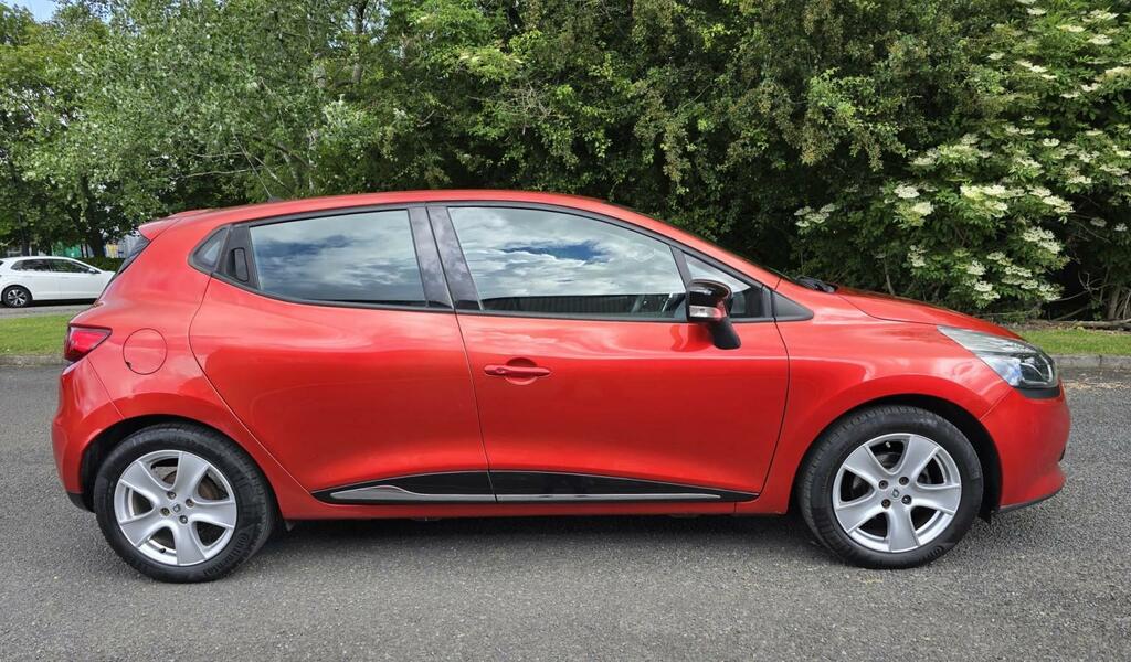 Renault Clio 1.2 Dynamique Medianav 1.2 16V 75 2014 Red #6
