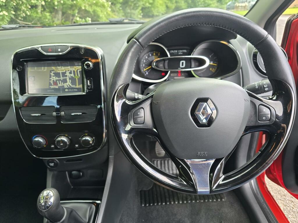 Renault Clio 1.2 Dynamique Medianav 1.2 16V 75 2014 Red #3