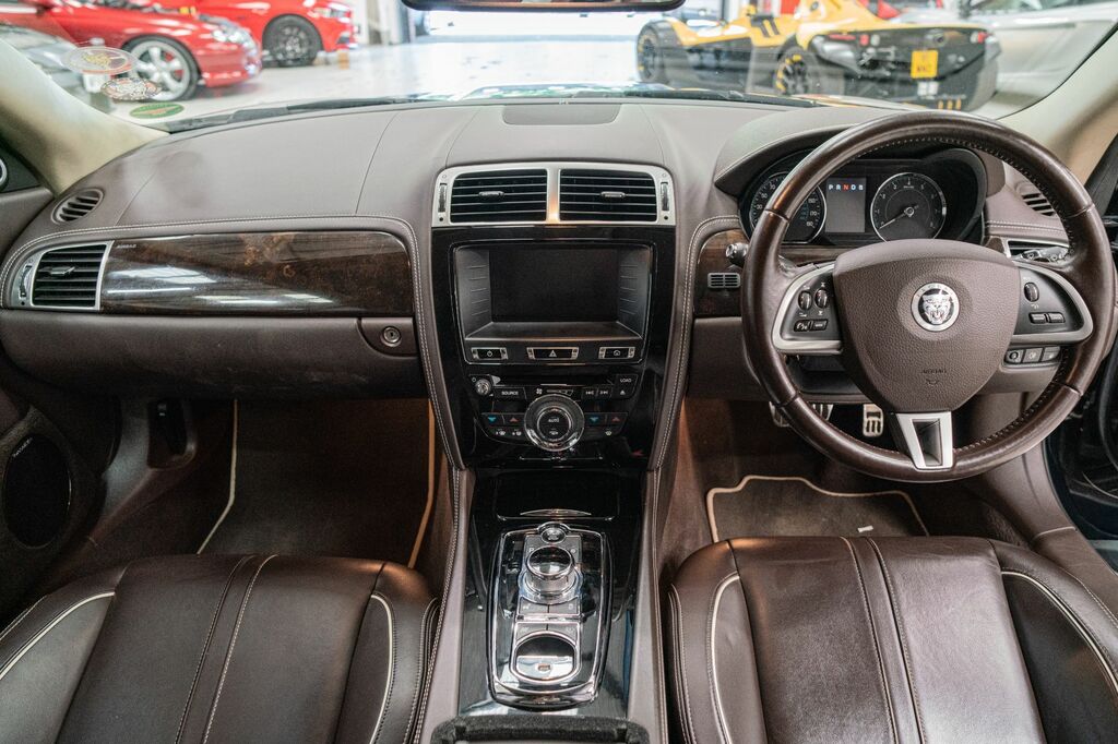 Jaguar XK 2012 5.0 V8 Artisan Special Edition Coupe Petr Black #3