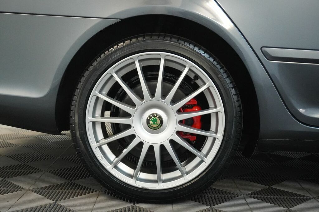 Skoda Octavia Vrs Tdi Cr Grey #45