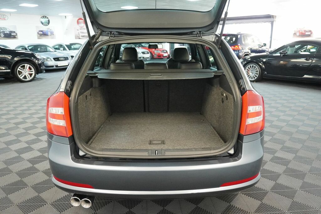 Skoda Octavia Vrs Tdi Cr Grey #42
