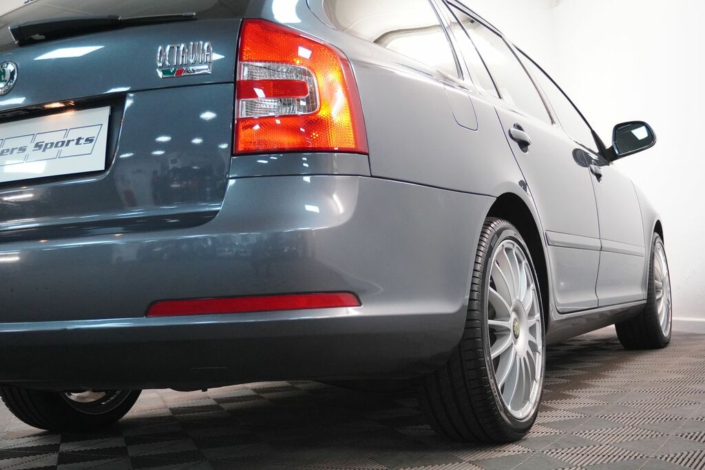 Skoda Octavia Vrs Tdi Cr Grey #92