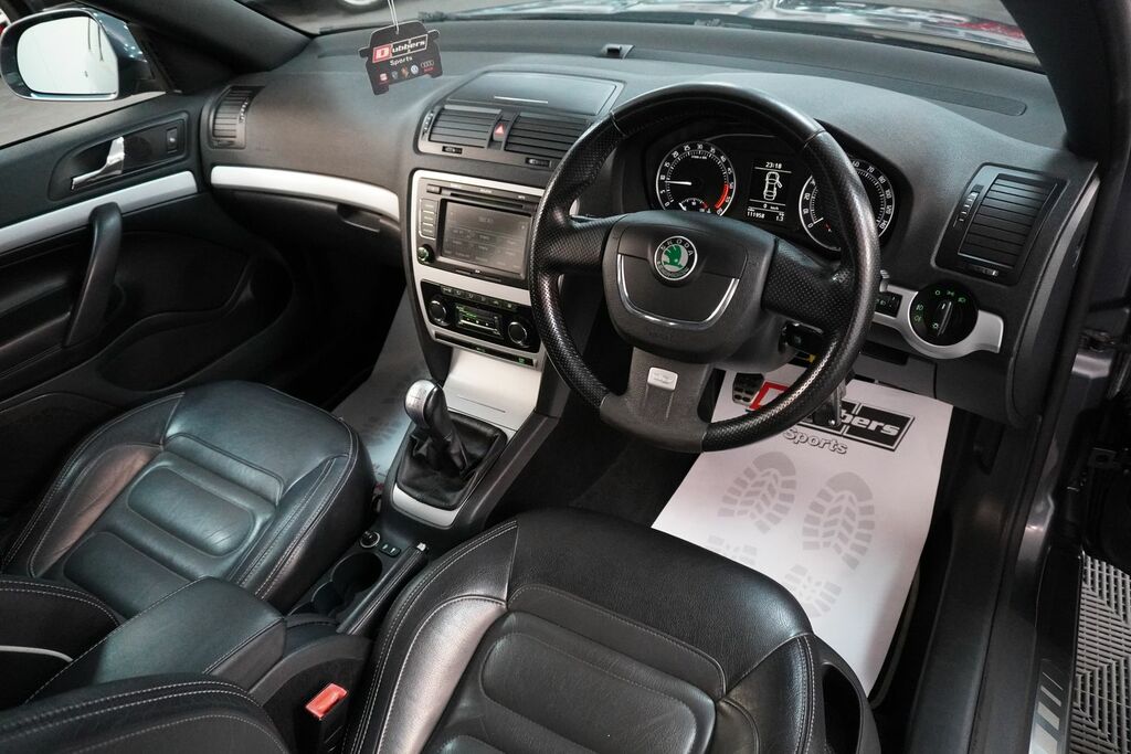 Skoda Octavia Vrs Tdi Cr Grey #25