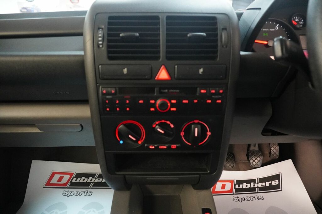 Audi A2 Hatchback Green #31