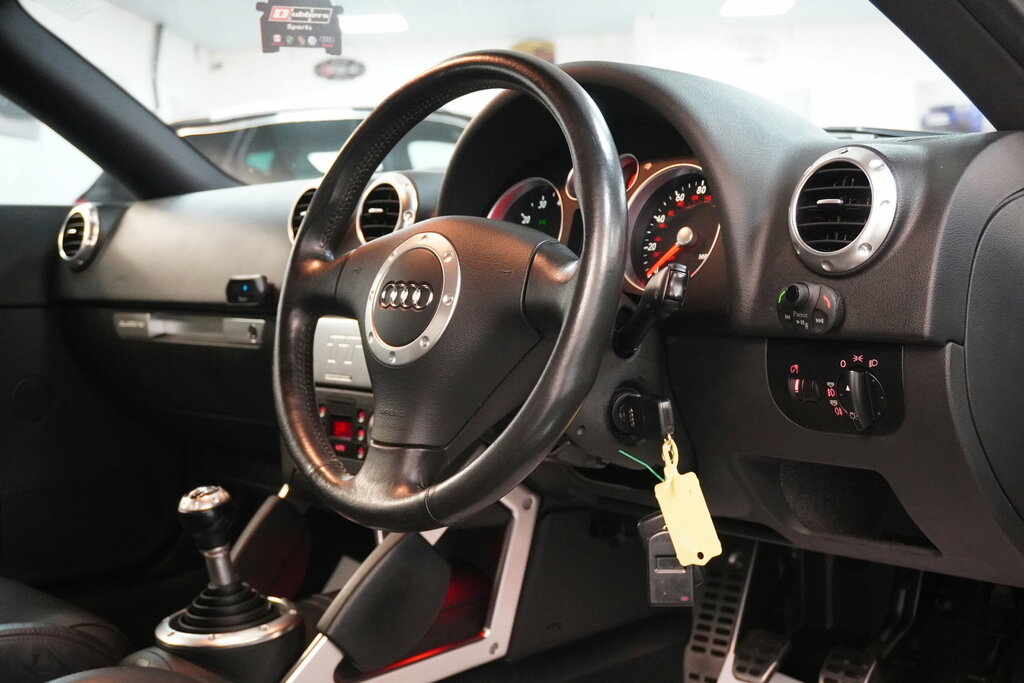 Audi TT 1.8 T Quattro Blue #18