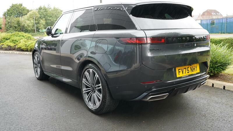 Land Rover Range Rover Sport 3.0 P460e Grey #2