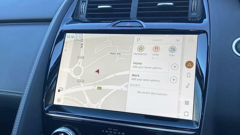 Jaguar E-Pace 1.5 P300e R-dynamic Hse Black Red #11