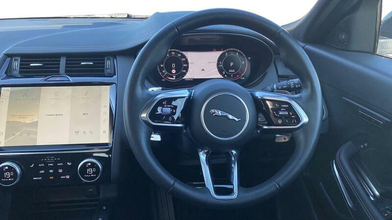 Jaguar E-Pace 1.5 P300e R-dynamic Hse Black Red #15